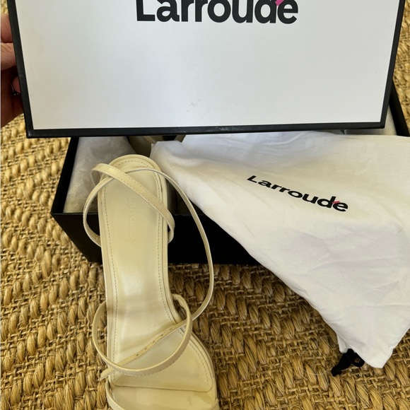 LARROUDÉ Gio Sandal In Ivory Patent Leather - Picture 4 of 9